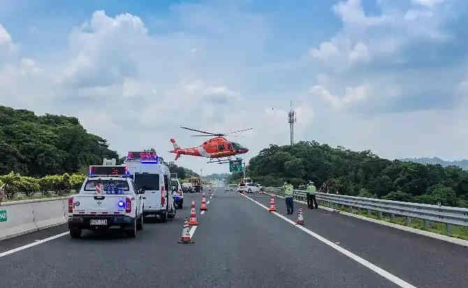 文登区高速公路汽车救援案例