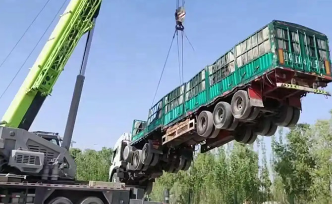 文登区道路脱困救援案例